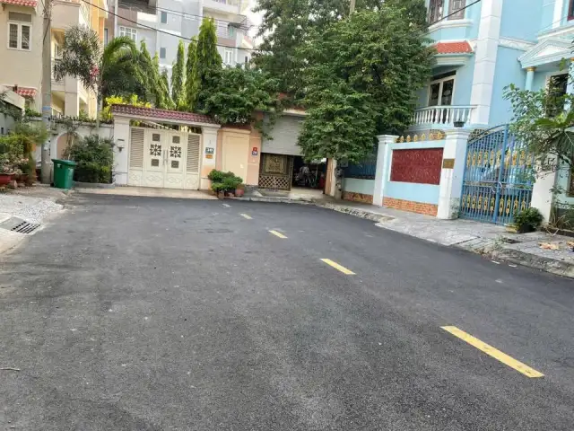 Bán nhà mặt tiền 20 Thành phố Thủ Đức, TP.HCM – 6 phòng ngủ, giá 92 tỷ Bán nhà mặt tiền 20 Thành phố Thủ Đức, TP.HCM – 6 phòng ngủ, giá 92 tỷ