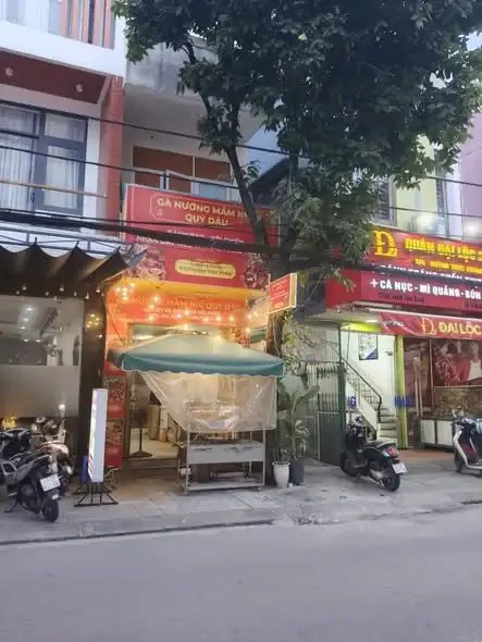 Bán nhà mặt tiền Huỳnh Thúc Kháng Quận Hải Châu, TP. Đà Nẵng – 2 phòng ngủ, giá 5.3 tỷ Bán nhà mặt tiền Huỳnh Thúc Kháng Quận Hải Châu, TP. Đà Nẵng – 2 phòng ngủ, giá 5.3 tỷ