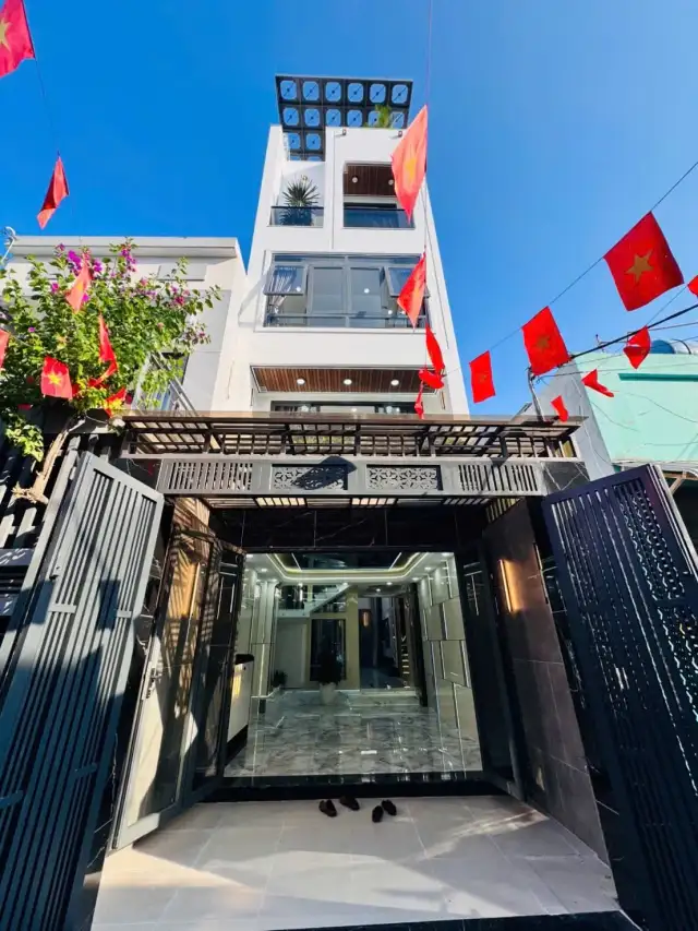 Bán nhà hẻm Thạnh Xuân 38 Quận 12, TP.HCM – 4 phòng ngủ, giá 7.3 tỷ