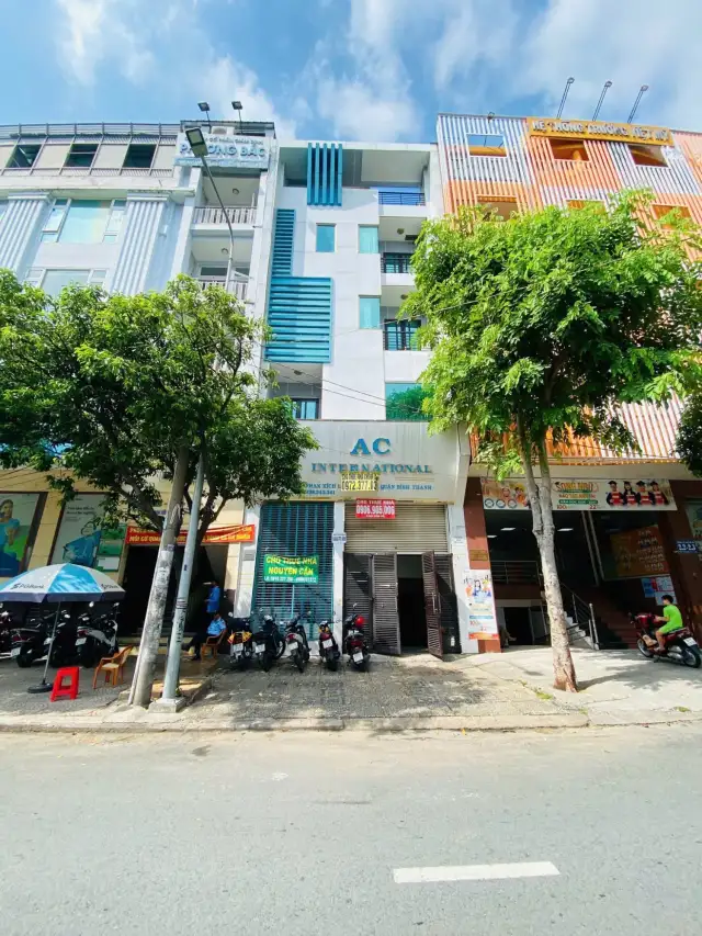Bán nhà mặt tiền Phan Xích Long Quận Phú Nhuận, TP.HCM – 5 phòng ngủ, giá 39.5 tỷ Bán nhà mặt tiền Phan Xích Long Quận Phú Nhuận, TP.HCM – 5 phòng ngủ, giá 39.5 tỷ