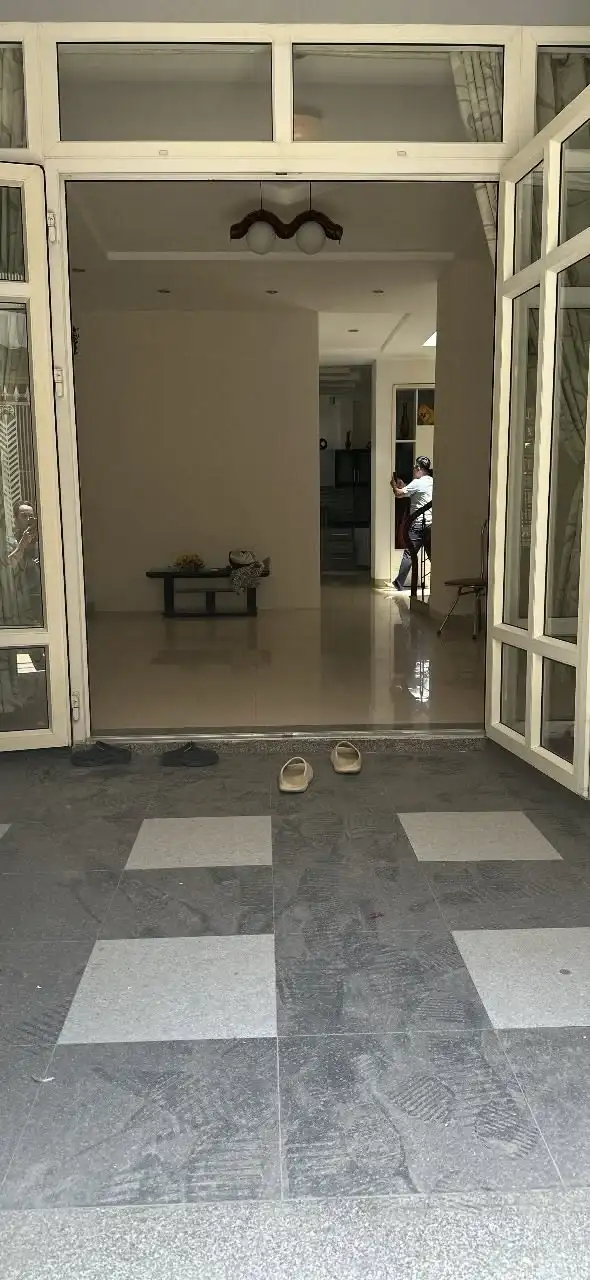 Cho thuê nhà hẻm  Hùng Vương  Quận Hải Châu, TP. Đà Nẵng – 2 phòng ngủ, giá 15 triệu