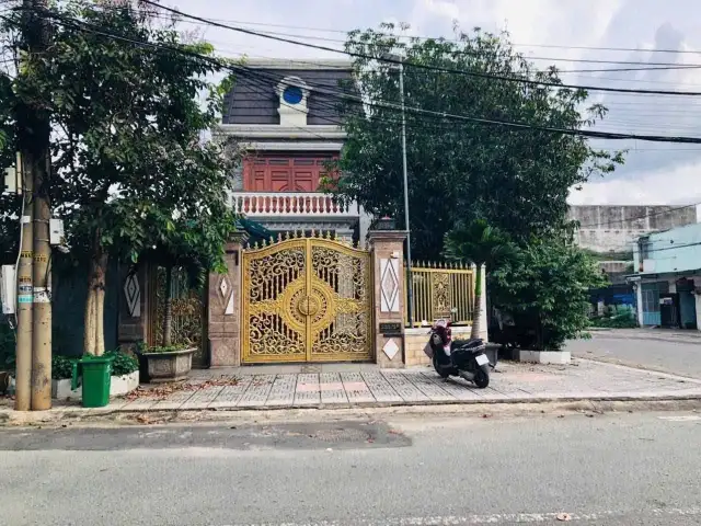 Bán nhà mặt tiền đường D6 Thành phố Thuận An, Bình Dương – 3 phòng ngủ, giá 14 tỷ