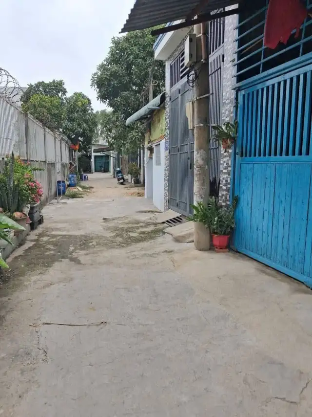 Bán nhà hẻm ấp 7 Huyện Hóc Môn, TP.HCM – 2 phòng ngủ, giá 2.6 tỷ