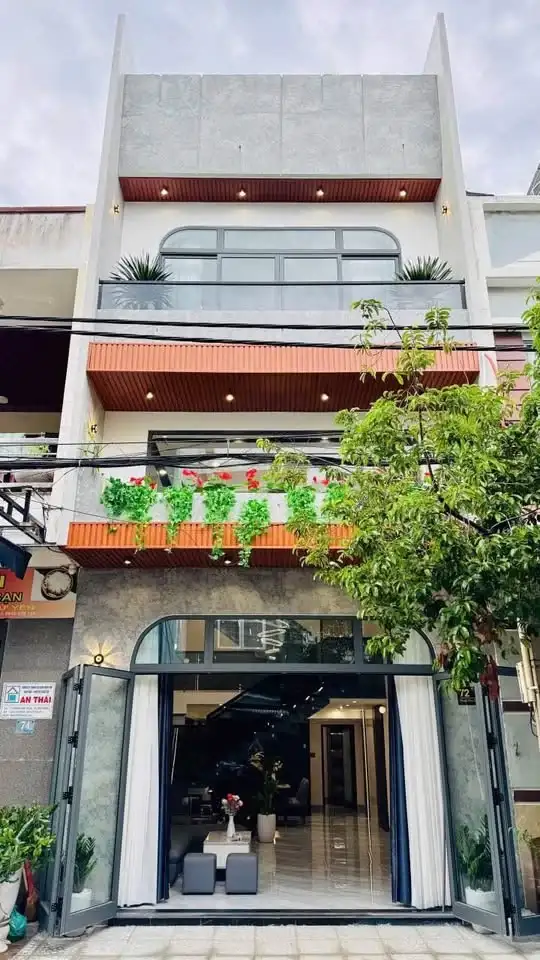 Bán nhà mặt tiền Phan Phú Tiên Quận Thanh Khê, TP. Đà Nẵng – 4 phòng ngủ, giá 9 tỷ