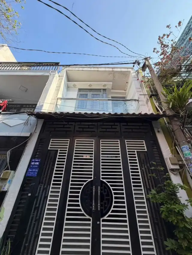 Bán nhà hẻm Lê Trọng Tấn Quận Tân Phú, TP.HCM – 2 phòng ngủ, giá 5.4 tỷ