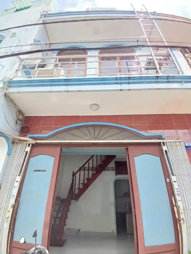 Bán nhà hẻm Lý Tuệ Quận Tân Phú, TP.HCM – 2 phòng ngủ, giá 3.6 tỷ