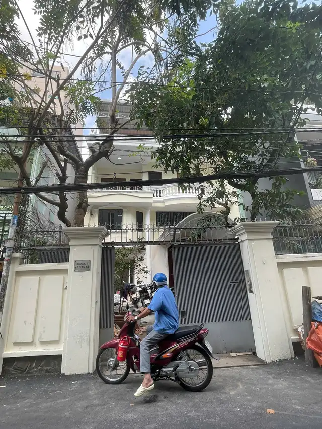 Bán nhà hẻm Lê Văn Sỹ Quận 3, TP.HCM – 4 phòng ngủ, giá 46 tỷ Bán nhà hẻm Lê Văn Sỹ Quận 3, TP.HCM – 4 phòng ngủ, giá 46 tỷ