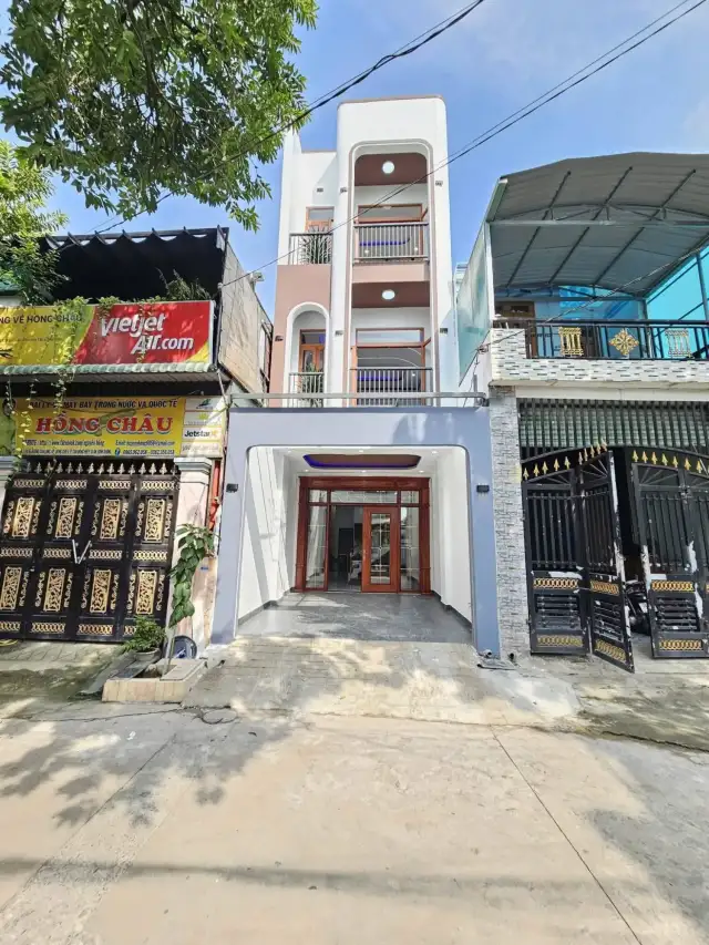 Bán nhà hẻm đường DT743, khu phố Đông Chiêu B Thành phố Dĩ An, Bình Dương – 5 phòng ngủ, giá 5.7 tỷ Bán nhà hẻm đường DT743, khu phố Đông Chiêu B Thành phố Dĩ An, Bình Dương – 5 phòng ngủ, giá 5.7 tỷ