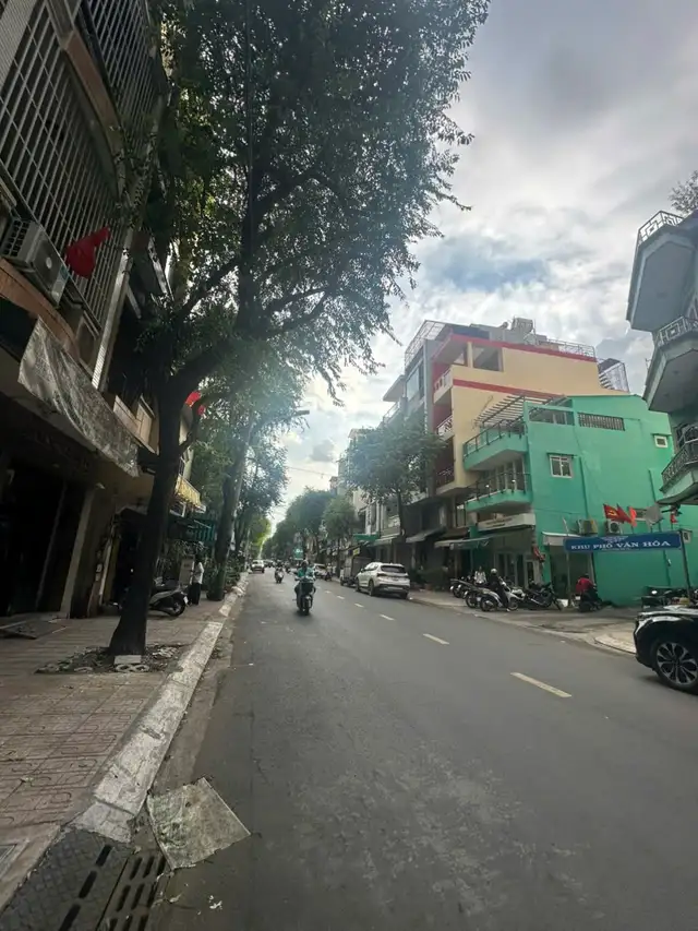 Bán nhà mặt tiền Phan Văn Trị Quận 5, TP.HCM – giá 19 tỷ Bán nhà mặt tiền Phan Văn Trị Quận 5, TP.HCM – giá 19 tỷ