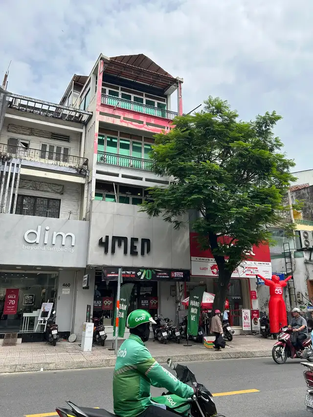 Bán nhà mặt tiền Lê Văn Sỹ Quận 3, TP.HCM – 6 phòng ngủ, giá 37 tỷ Bán nhà mặt tiền Lê Văn Sỹ Quận 3, TP.HCM – 6 phòng ngủ, giá 37 tỷ
