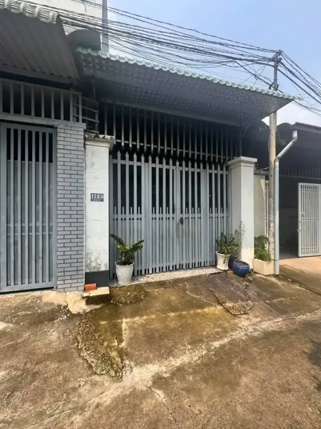 Bán nhà hẻm đường Nguyễn Đức Thuận Thành phố Thủ Dầu Một, Bình Dương – 2 phòng ngủ, giá 2.3 tỷ Bán nhà hẻm đường Nguyễn Đức Thuận Thành phố Thủ Dầu Một, Bình Dương – 2 phòng ngủ, giá 2.3 tỷ