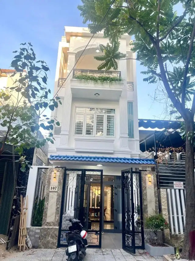 Bán nhà mặt tiền Phạm Đình Hổ Quận Liên Chiểu, TP. Đà Nẵng – 4 phòng ngủ, giá 9.8 tỷ Bán nhà mặt tiền Phạm Đình Hổ Quận Liên Chiểu, TP. Đà Nẵng – 4 phòng ngủ, giá 9.8 tỷ