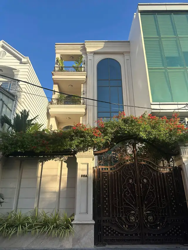 Bán nhà mặt tiền Bạch Mã Quận 10, TP.HCM – 5 phòng ngủ, giá 78 tỷ Bán nhà mặt tiền Bạch Mã Quận 10, TP.HCM – 5 phòng ngủ, giá 78 tỷ