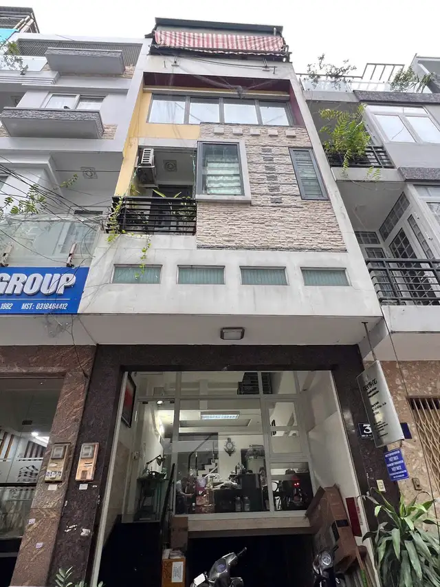Bán nhà mặt tiền Hoa Trà Quận Phú Nhuận, TP.HCM – 10 phòng ngủ, giá 31 tỷ Bán nhà mặt tiền Hoa Trà Quận Phú Nhuận, TP.HCM – 10 phòng ngủ, giá 31 tỷ