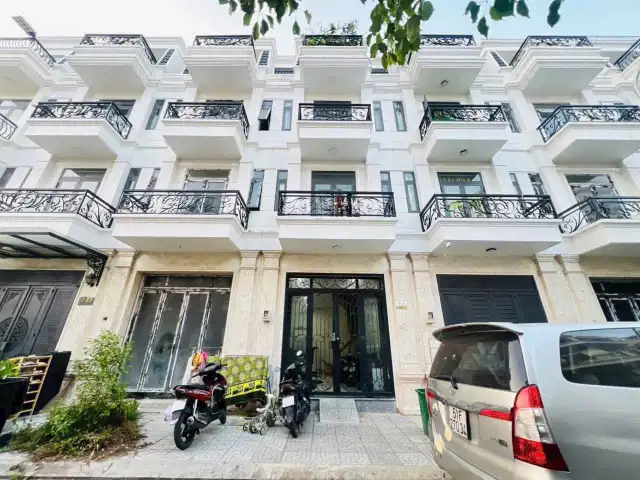 Bán nhà hẻm Võ Thị Liễu Quận 12, TP.HCM – 4 phòng ngủ, giá 5.6 tỷ