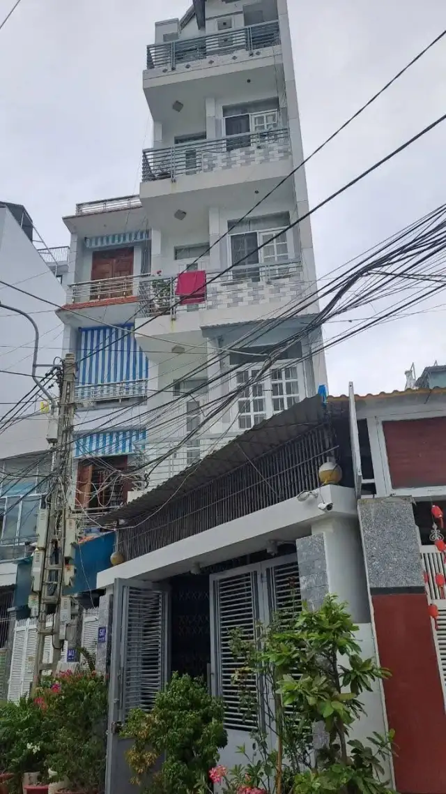 Bán nhà hẻm Tuệ Tĩnh Thành phố Nha Trang, Khánh Hòa – 6 phòng ngủ, giá 13 tỷ Bán nhà hẻm Tuệ Tĩnh Thành phố Nha Trang, Khánh Hòa – 6 phòng ngủ, giá 13 tỷ