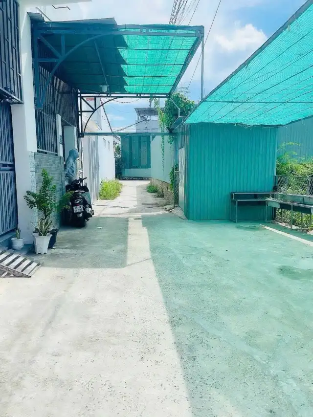 Bán nhà hẻm Thôn Phú Nông Thành phố Nha Trang, Khánh Hòa – 3 phòng ngủ, giá 2 tỷ Bán nhà hẻm Thôn Phú Nông Thành phố Nha Trang, Khánh Hòa – 3 phòng ngủ, giá 2 tỷ