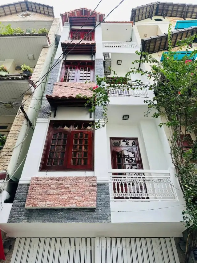 Bán nhà hẻm Cộng Hòa Quận Tân Bình, TP.HCM – 4 phòng ngủ, giá 10 tỷ Bán nhà hẻm Cộng Hòa Quận Tân Bình, TP.HCM – 4 phòng ngủ, giá 10 tỷ