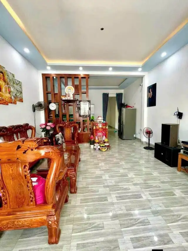 Bán nhà hẻm đường ĐX 041 Thành phố Thủ Dầu Một, Bình Dương – 2 phòng ngủ, giá 2.3 tỷ Bán nhà hẻm đường ĐX 041 Thành phố Thủ Dầu Một, Bình Dương – 2 phòng ngủ, giá 2.3 tỷ