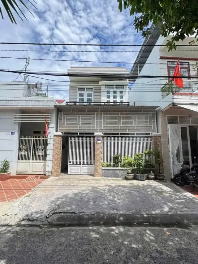 Bán nhà mặt tiền Đào Duy Anh Thành phố Nha Trang, Khánh Hòa – 2 phòng ngủ, giá 4.5 tỷ