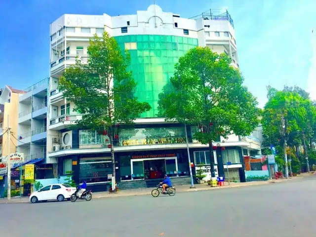 Bán nhà mặt tiền Chợ Lớn Quận 6, TP.HCM – giá 65 tỷ