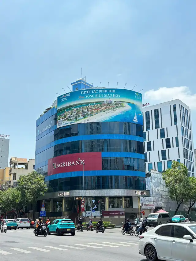 Bán nhà mặt tiền Nguyễn Văn Trỗi Quận Phú Nhuận, TP.HCM – giá 240 tỷ Bán nhà mặt tiền Nguyễn Văn Trỗi Quận Phú Nhuận, TP.HCM – giá 240 tỷ