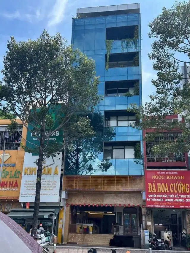 Bán nhà mặt tiền Lý Thường Kiệt Quận 10, TP.HCM – 10 phòng ngủ, giá 100 tỷ Bán nhà mặt tiền Lý Thường Kiệt Quận 10, TP.HCM – 10 phòng ngủ, giá 100 tỷ