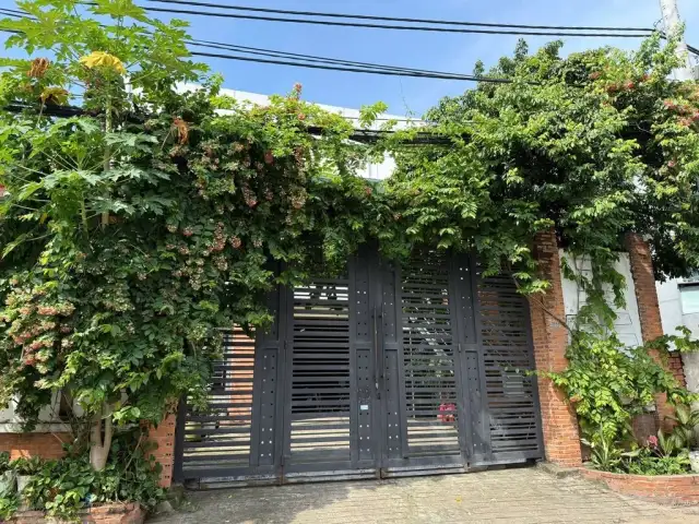 Bán nhà mặt tiền đường số 6 Thành phố Thủ Đức, TP.HCM – 1 phòng ngủ, giá 31 tỷ Bán nhà mặt tiền đường số 6 Thành phố Thủ Đức, TP.HCM – 1 phòng ngủ, giá 31 tỷ