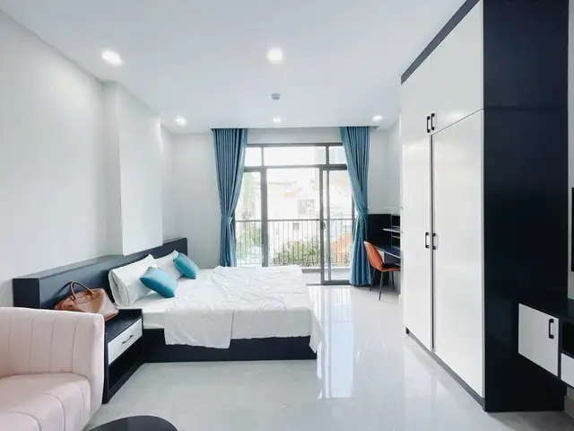 Bán nhà mặt tiền Lý Chính Thắng Quận 3, TP.HCM – 8 phòng ngủ, giá 49 tỷ Bán nhà mặt tiền Lý Chính Thắng Quận 3, TP.HCM – 8 phòng ngủ, giá 49 tỷ