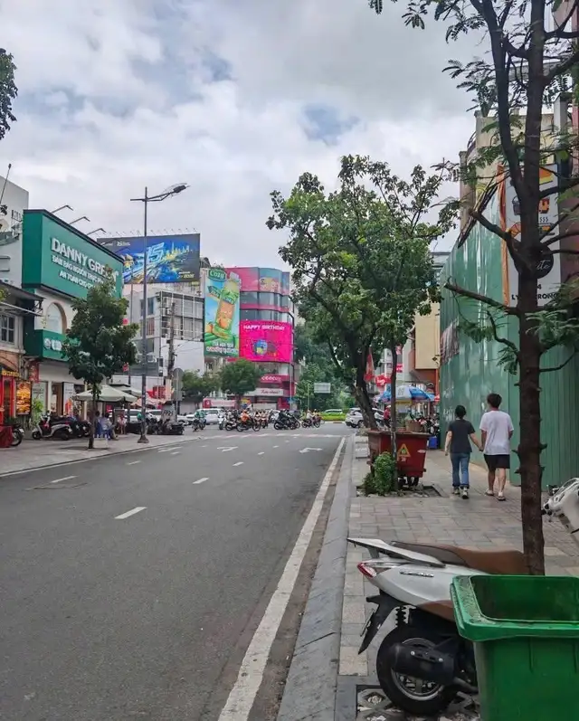 Bán nhà mặt tiền Lý Tự Trọng Quận 1, TP.HCM – 1 phòng ngủ, giá 80 tỷ Bán nhà mặt tiền Lý Tự Trọng Quận 1, TP.HCM – 1 phòng ngủ, giá 80 tỷ