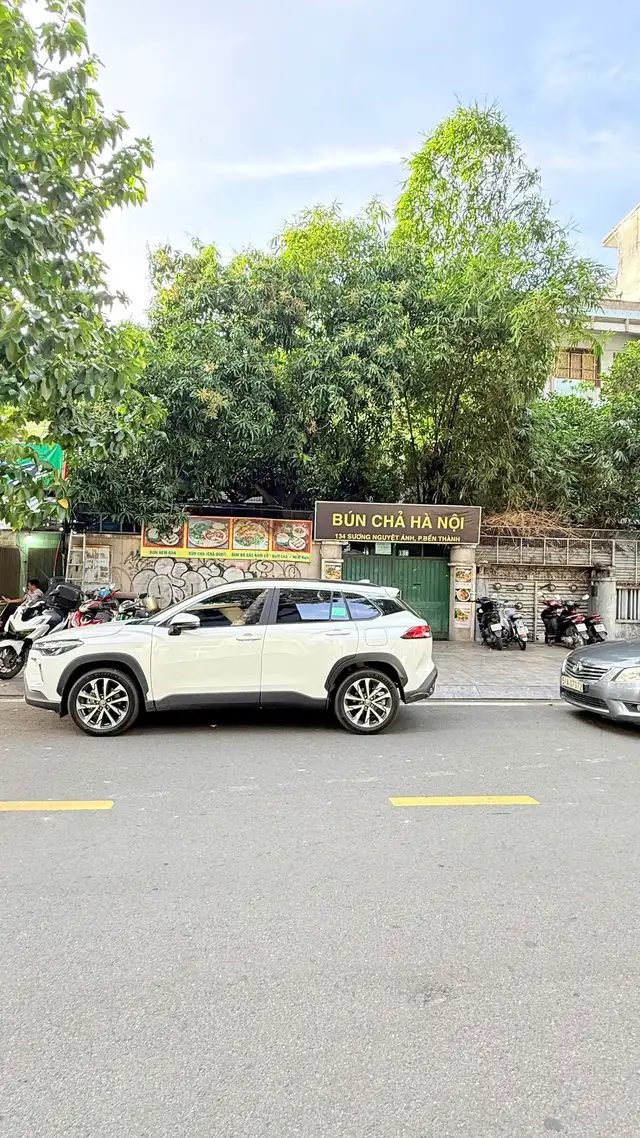 Bán nhà mặt tiền Sương Nguyệt Ánh Quận 1, TP.HCM – 2 phòng ngủ, giá 290 tỷ Bán nhà mặt tiền Sương Nguyệt Ánh Quận 1, TP.HCM – 2 phòng ngủ, giá 290 tỷ
