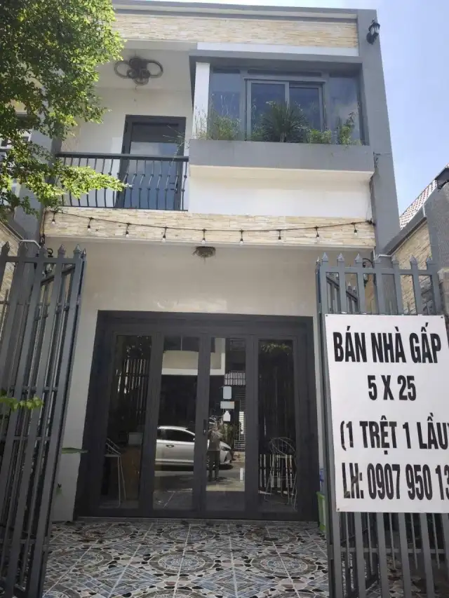 Bán nhà mặt tiền đường số 11, Khu dân cư Long Thạnh Hưng Huyện Chợ Gạo, Tiền Giang – 4 phòng ngủ, giá 2.4 tỷ