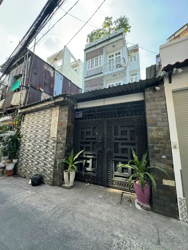 Bán nhà hẻm Lê Lợi Quận Gò Vấp, TP.HCM – 4 phòng ngủ, giá 11 tỷ Bán nhà hẻm Lê Lợi Quận Gò Vấp, TP.HCM – 4 phòng ngủ, giá 11 tỷ