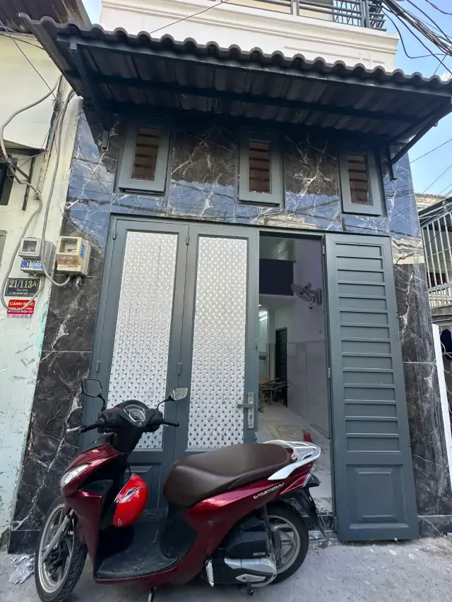 Bán nhà mặt tiền Tân Chánh Hiệp 34 Quận 12, TP.HCM – 3 phòng ngủ, giá 2.4 tỷ Bán nhà mặt tiền Tân Chánh Hiệp 34 Quận 12, TP.HCM – 3 phòng ngủ, giá 2.4 tỷ