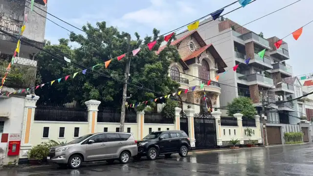 Bán nhà hẻm Cách Mạng Tháng Tám Quận Tân Bình, TP.HCM – 2 phòng ngủ, giá 120 tỷ Bán nhà hẻm Cách Mạng Tháng Tám Quận Tân Bình, TP.HCM – 2 phòng ngủ, giá 120 tỷ