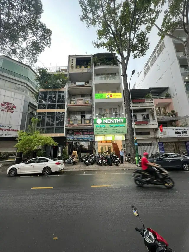 Bán nhà mặt tiền Trần Bình Trọng Quận 5, TP.HCM – 6 phòng ngủ, giá 95 tỷ Bán nhà mặt tiền Trần Bình Trọng Quận 5, TP.HCM – 6 phòng ngủ, giá 95 tỷ