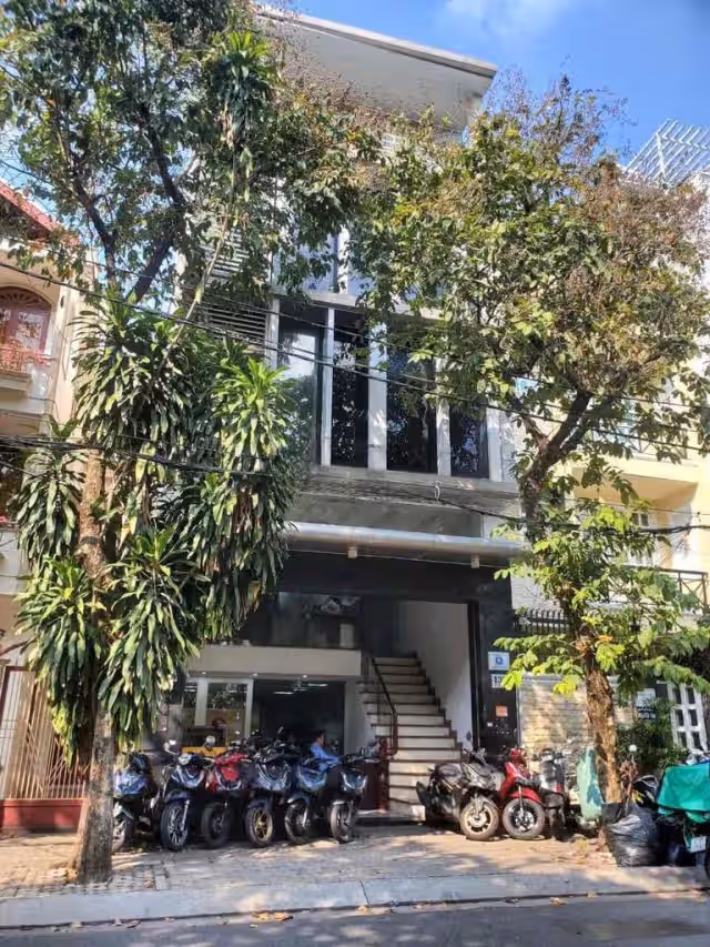 Cho thuê nhà mặt tiền Đường số 40 Thành phố Thuận An, TP.HCM – 5 phòng ngủ, giá 45 triệu