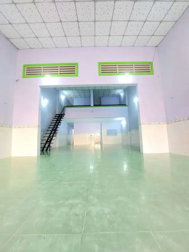 Cho thuê nhà mặt tiền Trịnh Thị Miếng Tổ 44 ấp Thới tứ Huyện Hóc Môn, TP.HCM – 4 phòng ngủ, giá 12 triệu