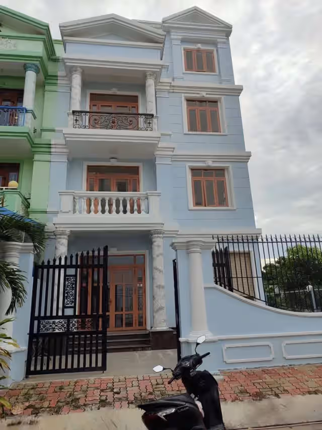 Cho thuê nhà hẻm Đường Phạm Đức Sơn Quận 8, TP.HCM – 5 phòng ngủ, giá 33 triệu