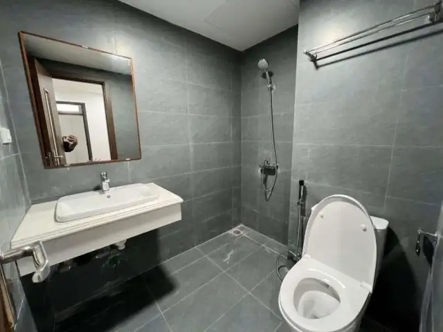 Cho thuê phòng trọ Lạc Long Quân Tây Hồ, Hà Nội – 1 phòng ngủ, giá 5.5 triệu Cho thuê phòng trọ Lạc Long Quân Tây Hồ, Hà Nội – 1 phòng ngủ, giá 5.5 triệu