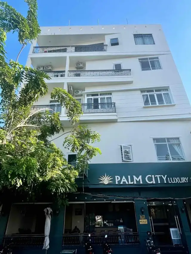 Bán nhà hẻm đường 2/4 Thành phố Nha Trang, Khánh Hòa – 10 phòng ngủ, giá 65 tỷ