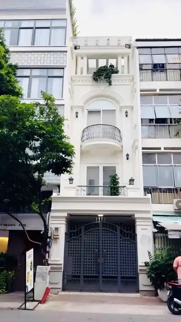 Cho thuê nhà mặt tiền Trần Quang Diệu Quận Phú Nhuận, TP.HCM – 4 phòng ngủ, giá 28 triệu Cho thuê nhà mặt tiền Trần Quang Diệu Quận Phú Nhuận, TP.HCM – 4 phòng ngủ, giá 28 triệu