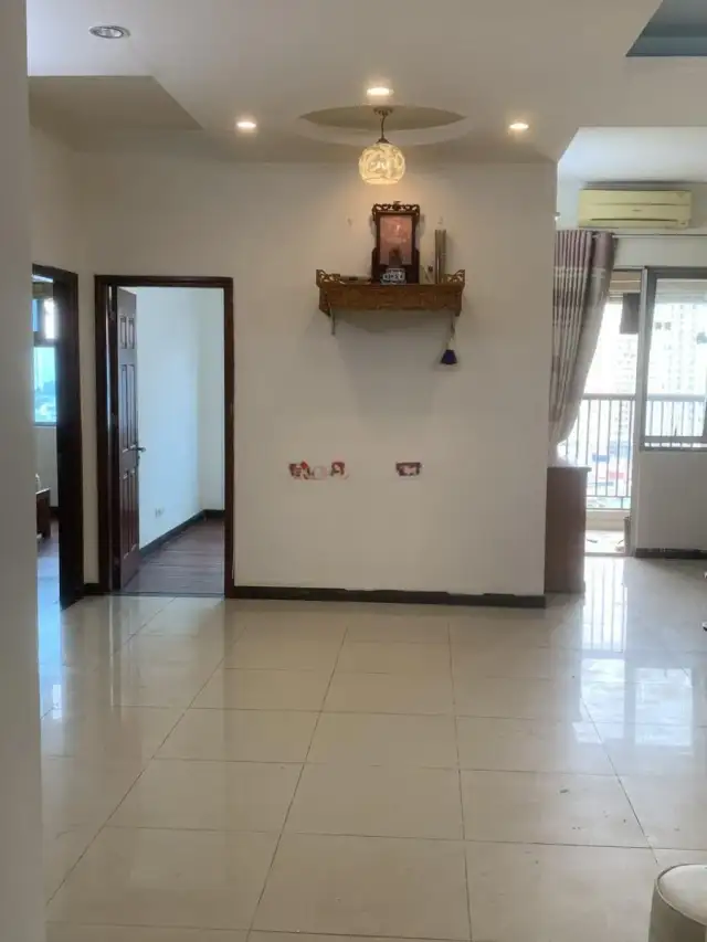 Cho thuê căn hộ chung cư Tố Hữu Hà Đông, Hà Nội – 3 phòng ngủ, giá 12 triệu