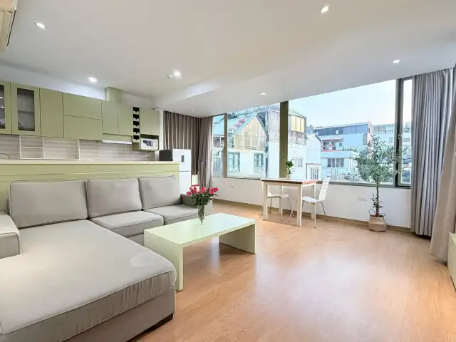 Cho thuê căn hộ chung cư Ngõ 8 Tây Hồ, Hà Nội – 1 phòng ngủ, giá 10.5 triệu