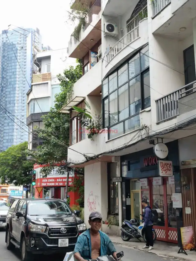Cho thuê nhà mặt tiền Đường Phạm Viết Chánh Quận Bình Thạnh, TP.HCM – giá 30 triệu