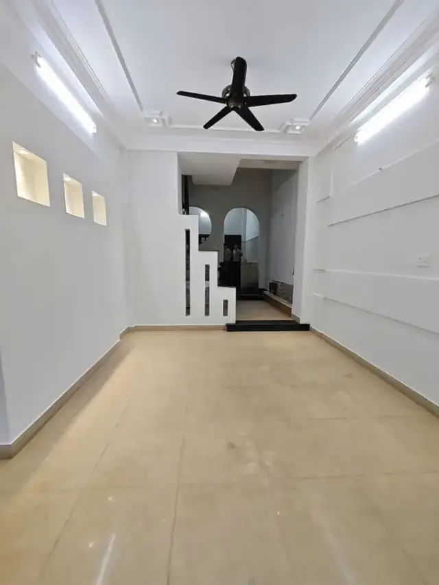 Cho thuê nhà mặt tiền Đường Trần Văn Kiểu Quận 6, TP.HCM – 5 phòng ngủ, giá 17 triệu Cho thuê nhà mặt tiền Đường Trần Văn Kiểu Quận 6, TP.HCM – 5 phòng ngủ, giá 17 triệu