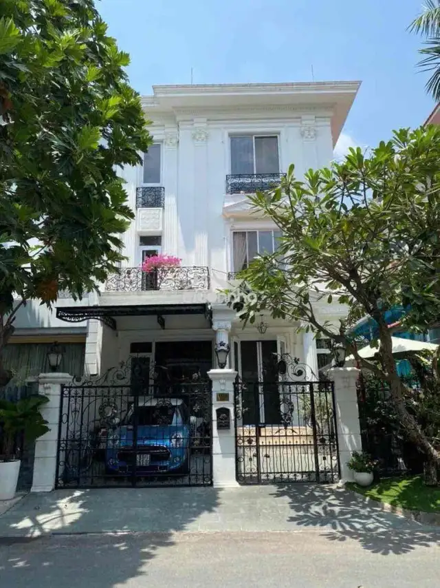 Cho thuê nhà hẻm Mỹ Kim 3 Quận 7, TP.HCM – 5 phòng ngủ, giá 100 triệu