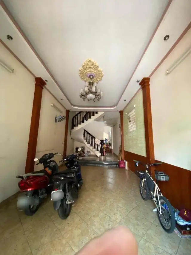 Cho thuê nhà hẻm Tân Phú, TP.HCM – 5 phòng ngủ, giá 20 triệu Cho thuê nhà hẻm Tân Phú, TP.HCM – 5 phòng ngủ, giá 20 triệu