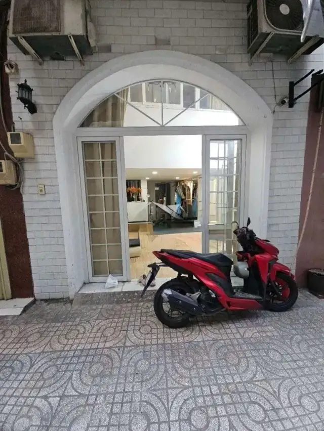 Cho thuê nhà mặt tiền Phạm Đôn Quận 5, TP.HCM – 2 phòng ngủ, giá 11.5 triệu