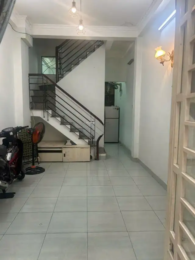 Cho thuê nhà hẻm Thành Mỹ Quận Tân Bình, TP.HCM – 5 phòng ngủ, giá 12 triệu Cho thuê nhà hẻm Thành Mỹ Quận Tân Bình, TP.HCM – 5 phòng ngủ, giá 12 triệu